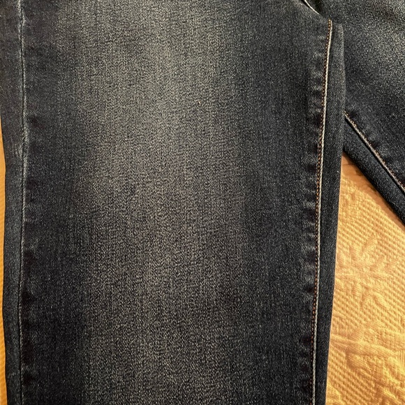 Judy Blue Dad Jeans - Picture 10 of 11